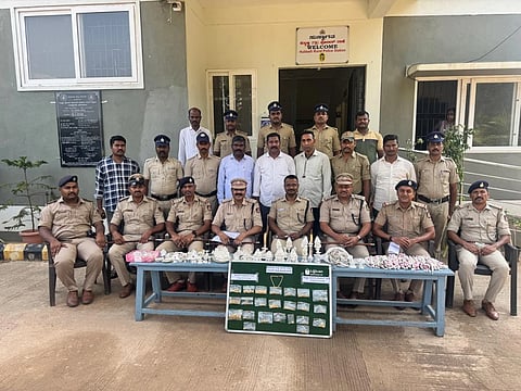 (gold theft) ಅಂತರರಾಜ್ಯ ಕಳ್ಳರಿಬ್ಬರ ಬಂಧನ