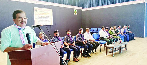 ಪಿಲಿಕುಳದಲ್ಲಿ ಜಿಲ್ಲಾ ಕ್ಯಾಂಪೋರಿ ಉದ್ಘಾಟನಾ ಸಮಾರಂಭದಲ್ಲಿ ಡಾ.ಎಂ.ಮೋಹನ್ ಆಳ್ವ ಮಾತನಾಡಿದರು.