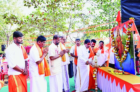 ಹಿಂದೂ ಸಂಗಮ ಕಾರ್ಯಕ್ರಮ ನಡೆಯಿತು. ಶರಣ್ ಪಂಪ್ವೆಲ್, ಜೀವಂಧರ ಕುಮಾರ್ ಪಡಿವಾಳ್ ಮೊದಲಾದವರಿದ್ದರು. 