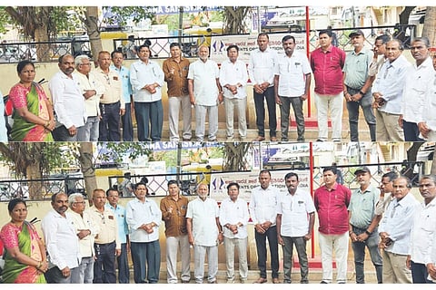 ಗ್ರಾಹಕರಿಗೆ ಮಾಹಿತಿ ಒದಗಿಸುವ ವಿಮೆ ಯೋಜನೆ ಆ್ಯಪ್ ಬಳಕೆಯನ್ನು ಸರಳೀಕರಣಗೊಳಿಸಲು ಒತ್ತಾಯಿಸಿ ಎಲ್‌ಐಸಿ ಪ್ರತಿನಿಧಿಗಳ ಸಂಘದ ತಾಲೂಕು ಘಟಕದ ಸದಸ್ಯರು ಗಂಗಾವತಿ ಎಲ್‌ಐಸಿ ಕಚೇರಿ ಮುಂದೆ ಸಾಂಕೇತಿಕ ಪ್ರತಿಭಟನೆ ನಡೆಸಿದರು. ವಿಭಾಗೀಯ ಖಜಾಂಚಿ ವಲಿಮೋಹಿಯುದ್ದಿನ್, ತಾಲೂಕಾಧ್ಯಕ್ಷ ಕೆ.ಎಂ.ಮಂಜುನಾಥ ಪದಾಧಿಕಾರಿಗಳಾದ ಹುಸೇನ್‌ಬಾಷಾ ಜಾಲಹಳ್ಳಿ, ಕೆ.ನಿಂಗಜ್ಜ, ಎಂ.ನಿರುಪಾದಿ ಬೆಣಕಲ್ ಇತರರಿದ್ದರು.