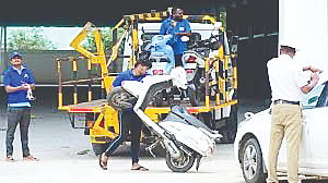 ಟೋಯಿಂಗ್​