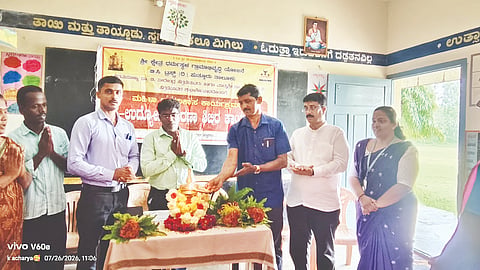  ಸ್ವಉದ್ಯೋಗ ಪ್ರೇರಣಾ ಶಿಬಿರವನ್ನು ಯೋಜನೆಯ ಬಲ್ನಾಡು ವಲಯದ ಮಾಜಿ ಅಧ್ಯಕ್ಷ ಅಂಬ್ರೋಸ್ ಡಿಸೋಜ ಉದ್ಘಾಟಿಸಿದರು. ಕರುಣಾಕರ್ ಜೈನ್, ಭಾಸ್ಕರ್, ಪ್ರಶಾಂತ್ ಕುಮಾರ್ ಮತ್ತಿತರರು ಉಪಸ್ಥಿತರಿದ್ದರು.