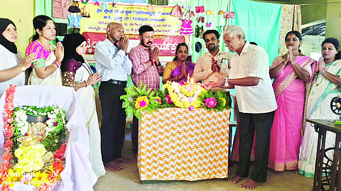 ಟೈಲರಿಂಗ್ ತರಬೇತಿ ಕಾರ್ಯಕ್ರಮದ ಸಮಾರೋಪ ಸಮಾರಂಭವನ್ನು ಕೃಷಿಕ ನಾರಾಯಣ ರೈ ಕುದ್ಕಾಡಿ ಉದ್ಘಾಟಿಸಿದರು.  