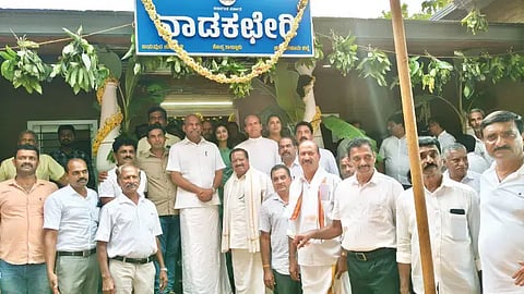 ಕೊಪ್ಪ ತಾಲೂಕು ಮೇಗಂದಾ ಹೋಬಳಿ ನಾಡಕಚೇರಿ ಉದ್ಘಾಟಿಸಲಾಯಿತು. ಶಾಸಕ ರಾಜೇಗೌಡ, ಕುಕ್ಕುಡಿಗೆ ರವೀಂದ್ರ, ಲಿಖಿತಾ ಮೋಹನ್, ಎಚ್.ಎಂ.ಸತೀಶ್, ಫಿಲಿಕ್ಸ್ ಥಾಮಸ್ ರೊಸಾರಿಯೋ ಇತರರಿದ್ದರು.