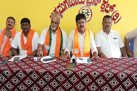 ರಾಜ್ಯ ಬಿಜೆಪಿ ರೈತ ಮೋರ್ಚಾ ಪ್ರಧಾನ ಕಾರ್ಯದರ್ಶಿ ಎಚ್.ಸಿ.ಕಲ್ಮರುಡಪ್ಪ 