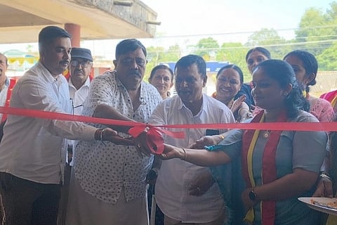 ಕನ್ನಡ ಸಾಹಿತ್ಯ ಪರಿಷತ್ತಿನ ಮೂರ್ನಾಡು ಹೋಬಳಿ ಘಟಕದ ಕಚೇರಿಯನ್ನು ಜಿಲ್ಲಾ ಕಸಾಪ ಅಧ್ಯಕ್ಷ ಕೇಶವ ಕಾಮತ್ ಉದ್ಘಾಟಿಸಿದರು. ಅವರೇಮಾದಂಡ ಶರಣ್ ಪೂಣಚ್ಚ, ಟಿ.ಪಿ. ರಮೇಶ್, ಈರಮಂಡ ಹರಿಣಿ ವಿಜಯ್ ಮತ್ತಿತರರು ಇದ್ದರು.
