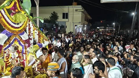 ಕಳಸ ಶ್ರೀ ಕಲಶೇಶ್ವರ ದೇವಸ್ಥಾನದಲ್ಲಿ ಲಕ್ಷದೀಪೋತ್ಸವ, ಅಡ್ಡಪಲ್ಲಕ್ಕಿ ಉತ್ಸವ ನೆರವೇರಿತು.