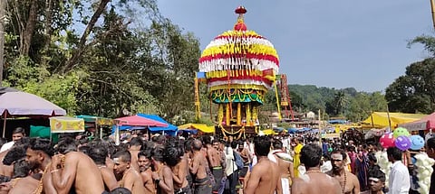 ಕಳಸ ಹಳುವಳ್ಳಿ ಶ್ರೀ ಮಹಾಗಣೇಶ್ವರ ಸಮೇತ ಶ್ರೀ ಸುಬ್ರಹ್ಮಣ್ಯೇಶ್ವರ ಸ್ವಾಮಿ ದೇವರ ವಾರ್ಷಿಕ ರಥೋತ್ಸವ ನಡೆಯಿತು.