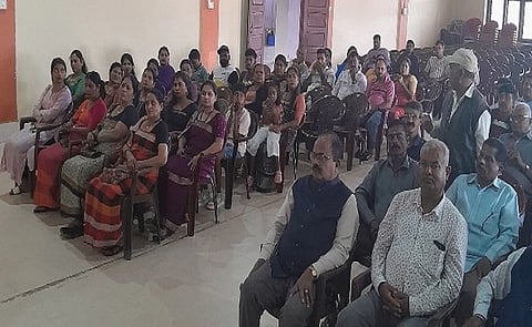 ಕೊಡವ ಭಾಷಿಕ ಸಮುದಾಯಗಳ ಕೂಟದ ೨೦೨೫-೨೬ನೇ ಸಾಲಿನ ಮಹಾಸಭೆಯಲ್ಲಿ ಸಮಾಜ ಬಾಂಧವರು ಪಾಲ್ಗೊಂಡಿದ್ದರು.