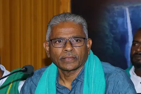  ಕೊಡಿಹಳ್ಳಿ ಚಂದ್ರಶೇಖರ್, ರೈತ ಸಂಘ ಹಾಗೂ ಹಸಿರು ಸೇನೆ ಅಧ್ಯಕ್ಷ
