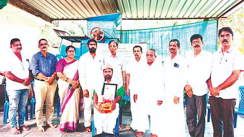  ರೈತರೆಡೆಗೆ ನಮ್ಮ ನಡಿಗೆ ಕಾರ್ಯಕ್ರಮದಲ್ಲಿ ಕೋಟತಟ್ಟು ಪಡುಕರೆ ಕೇರ್ಜುಮನೆ ಚಂದ್ರ ಪೂಜಾರಿ ಅವರಿಗೆ ರೈತ ಪುರಸ್ಕಾರ ನೀಡಿ ಗೌರವಿಸಲಾಯಿತು. 