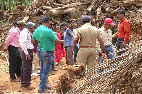 ಮಂಜುಳಾ ನಾಪತ್ತೆ ಆದ ಸ್ಥಳದಲ್ಲಿ ಅಂತ್ಯ ಸಂಸ್ಕಾರದ ವಿದಿ ವಿಧಾನ ನಡೆಸಿದ್ದ ಸಂದರ್ಭ