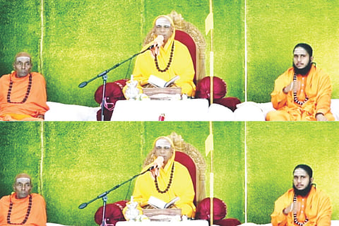 ಡಾ.ಚಂದ್ರಶೇಖರ ಶಿವಾಚಾರ್ಯ ಭಗವತ್ಪಾದರು ಸಿದ್ಧಾಂತ ಶಿಖಾಮಣಿ ಧರ್ಮ ಸಂದೇಶ ನೀಡಿದರು.