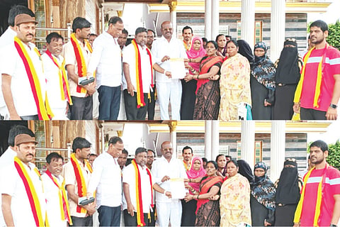 ಲಿಂಗಸುಗೂರಿನಲ್ಲಿ ಶಾಸಕ ಮಾನಪ್ಪ ವಜ್ಜಲ್‌ಗೆ ಕರವೇ ಸ್ವಾಭಿಮಾನಿ ಸೇನೆ ಕಾರ್ಯಕರ್ತರು ಮನವಿ ಸಲ್ಲಿಸಿದರು. ತಾಲೂಕು ಅಧ್ಯಕ್ಷ ಜಿಲಾನಿ ಪಾಷಾ, ಪ್ರಮುಖರಾದ ಅಜೀಜ್ ಪಾಷಾ, ಬಸವರಾಜಗೌಡ, ಚಂದ್ರಶೇಖರಗೌಡ, ಅಜ್ಮೀರ ಪಾಷಾ, ರಹೀಂ ಪಾಷಾ, ಮಾಲಾ, ಶಶಿಕಲಾ, ಅಮೀರ್ ಬೇಗಂ, ರಜಿಯಾ ಸುಲ್ತಾನ, ನೂರ್‌ಜಾ ಬೇಗಂ, ಹಲಿಮಾ, ರಾಜ್ಮಾ ಬೇಗಂ ಇದ್ದರು. 