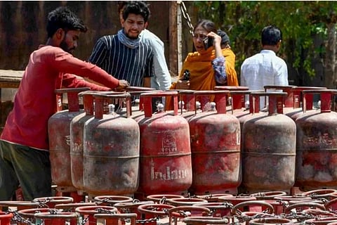 LPG Price Hike ಸಾಂದರ್ಭಿಕ ಚಿತ್ರ
