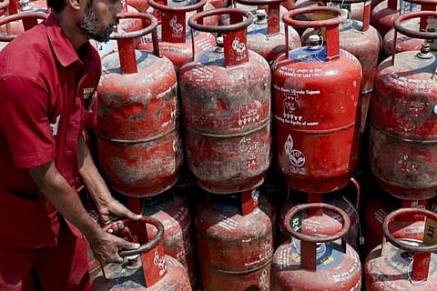 LPG Price Hike  ಸಾಂದರ್ಭಿಕ ಚಿತ್ರ