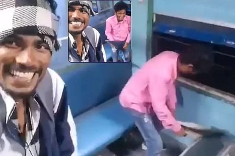 ರೈಲಿನ ಸೀಟನ್ನು ಕಿತ್ತುತ್ತಿರುವ ಯುವಕರು