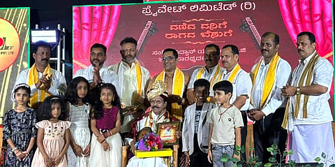  ಸುರಸಾರವ ಸಂಗೀತೋತ್ಸವ, ಪ್ರಶಸ್ತಿ ಪ್ರದಾನ ಸಮಾರಂಭ ನಡೆಯಿತು. ಸುದರ್ಶನ್ ಎಂ., ಕೆ.ಶ್ರೀಪತಿ ಭಟ್, ಯಶವಂತ್ ಎಂ.ಜಿ, ಪೂರ್ಣಚಂದ್ರ ಜೈನ್, ಈಶ್ವರ ಪ್ರಸಾದ್, ಸುಶಾಂತ್ ಭಂಡಾರಿ, ಆಲ್ವಿನ್ ಸಾಸ್ತಾನ, ಪೂರ್ಣಿಮಾ ಉಡುಪಿ, ಶಶಿಧರ ಪುರೋಹಿತ್ ಕಟಪಾಡಿ, ಸೀತಾರಾಮ ಆಚಾರ್ಯ, ಯಜ್ಞೇಶ್ವರ ಆಚಾರ್ಯ ಉಪಸ್ಥಿತರಿದ್ದರು.  