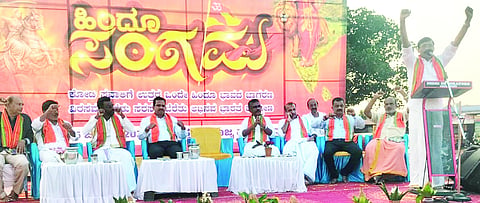 ಮೂಡುಬಿದಿರೆ ನಗರ ಮಂಡಲದಿಂದ ಹಿಂದೂ ಸಂಗಮ ಕಾರ್ಯಕ್ರಮ ನಡೆಯಿತು. ಸಂಸ್ಕಾರ ಭಾರತಿ ಮಂಗಳೂರು ಜಿಲ್ಲೆಯ ಅಧ್ಯಕ್ಷ ತಾರಾನಾಥ ಕೊಟ್ಟಾರಿ, ವಕೀಲ ಶರತ್ ಶೆಟ್ಟಿ ಮೊದಲಾದವರಿದ್ದರು. 