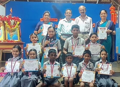  ಕಡಲಕೆರೆ ಪ್ರೇರಣಾ ಶಾಲೆಯಲ್ಲಿ ಸಾಧಕ ವಿದ್ಯಾರ್ಥಿಗಳನ್ನು ಗೌರವಿಸಲಾಯಿತು. ರಾಘವೇಂದ್ರ ಭಂಡಾರ್ಕರ್, ಎಂ.ಶಾಂತಾರಾಮ ಕುಡ್ವ, ವತ್ಸಲಾ ರಾಜೇಶ್, ಶಶಿಕಲಾ ಕೋಟ್ಯಾನ್ ಹಾಗೂ ಹರ್ಷಿತಾ ಉಪಸ್ಥಿತರಿದ್ದರು.  