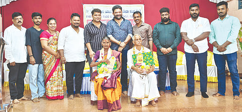  ಗಾಣಿಗ ಸಮಾಜದ ಹಿರಿಯರಾದ ಸದಾನಂದ ಸಪಲಿಗ ನ್ಯಾಯ ಬಸದಿ, ವೆಂಕಮ್ಮ ಪಡ್ಡಂದಡ್ಕ ಅವರನ್ನು ಸನ್ಮಾನಿಸಲಾಯಿತು. ಆಳ್ವಾಸ್ ಎಜುಕೇಶನ್ ೌಂಡೇಶನ್ ಟ್ರಸ್ಟಿ ವಿವೇಕ್ ಆಳ್ವ, ಸಂಘ ಅಧ್ಯಕ್ಷ ರಾಜೇಶ್ ಬಂಗೇರ, ಪುತ್ತೂರು ಗಾಣಿಗ ಸಂಘ ಅಧ್ಯಕ್ಷ ಲಕ್ಷ್ಮೀ ಪ್ರಸಾದ್ ಬೆಟ್ಟ ಮೊದಲಾದವರು ಇದ್ದರು.  