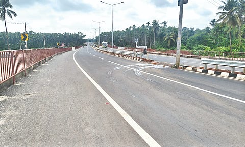  ಅಪಘಾತ ವಲಯವಾಗಿ ಪರಿವರ್ತನೆಗೊಳ್ಳುತ್ತಿರುವ ಮಿಜಾರು ಬೆಳ್ಳೆಚ್ಚಾರು ಜಂಕ್ಷನ್.