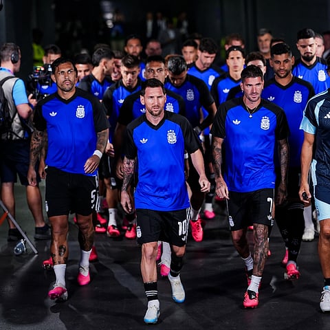 ಫಿಫಾ ವಿಶ್ವಕಪ್ 2026: ಫೈನಲ್ ಪ್ರವೇಶಿಸಲು ಅರ್ಜೆಂಟೀನಾ-ಇಂಗ್ಲೆಂಡ್  ಬಿಗ್ ಫೈಟ್!