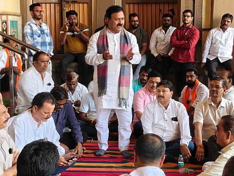 ಹುಬ್ಬಳ್ಳಿಯಲ್ಲಿ ಆಯೋಜಿಸಿದ್ದ ಜಗ್ಗಲಗಿ ( Jaggalagi ) ಹಬ್ಬದ ಪೂರ್ವಭಾವಿ ಸಭೆಯಲ್ಲಿ ಶಾಸಕ ಮಹೇಶ ಟೆಂಗಿನಕಾಯಿ ಮಾತನಾಡಿದರು. 