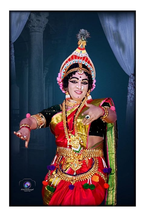 ಸ್ತ್ರೀ ವೇಷದಲ್ಲಿ ಶಶಿಕಾಂತ್ ಶೆಟ್ಟಿ