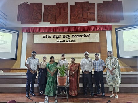  ಹವಾಮಾನ ಬದಲಾವಣೆಯ ವರದಿಯಲ್ಲಿನ ಕಾರ್ಯ ಅಂಶಗಳನ್ನು ಆಧಾರವಾಗಿಟ್ಟುಕೊಂಡು ವಿವಿಧ ಇಲಾಖೆಗಳ ಜಿಲ್ಲಾ ಮಟ್ಟದ ಅಧಿಕಾರಿಗಳನ್ನು ಒಳಗೊಂಡಂತೆ ವಿಶೇಷ ಕಾರ್ಯಾಗಾರ ದಕ್ಷಿಣ ಕನ್ನಡ  ಜಿಲ್ಲಾ ಪಂಚಾಯತ್ ನೇತ್ರಾವತಿ ಸಭಾಂಗಣದಲ್ಲಿ ನಡೆಯಿತು.