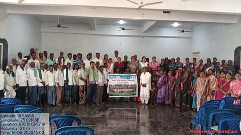 ಧಾರವಾಡ ತಾಲೂಕಿನ ಪುಡಕಲಕಟ್ಟಿ aatma projectಗ್ರಾಮದ ಶ್ರೀ ಆತ್ಮಾನಂದ ಆಶ್ರಮದಲ್ಲಿ ಕೃಷಿ ಇಲಾಖೆಯ ಆತ್ಮ ಯೋಜನೆಯಡಿ ಕಿಸಾನ್‌ಗೋಷ್ಠಿ ಕಾರ್ಯಕ್ರಮ ಬುಧವಾರ ಜರುಗಿತು.