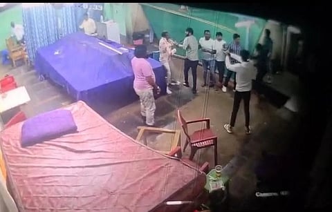  ಗಲಾಟೆಯ ಸಿಸಿ ಕ್ಯಾಮರಾ ದೃಶ್ಯ. 