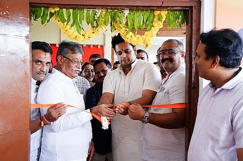  ಭಾರತೀಯ ಜನತಾ ಪಾರ್ಟಿಯ ವಿರಾಜಪೇಟೆ ಮಂಡಲ ಕಚೇರಿಯನ್ನು ಮೈಸೂರು-ಕೊಡಗು ಸಂಸದ ಯದುವೀರ್ ಕೃಷ್ಣದತ್ತ ಚಾಮರಾಜ ಒಡೆಯರ್ ಉದ್ಘಾಟಿಸಿದರು. ನಾಪಂಡ ರವಿ ಕಾಳಪ್ಪ, ಮಾಚಿಮಂಡ ಸುವಿನ್ ಗಣಪತಿ, ಮಂಡೇಪAಡ ಸುಜಾ ಕುಶಾಲಪ್ಪ, ಕೆ.ಜಿ. ಬೋಪಯ್ಯ ಮತ್ತಿತರರು ಇದ್ದರು.