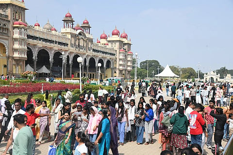 ಅರಮನೆ