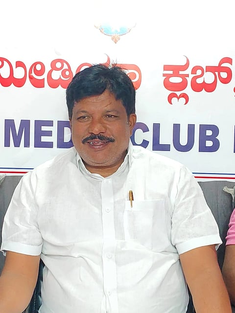 ಎಂ. ಪಾಷಾ ಕಾಟನ್​ 