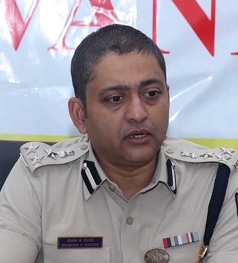  ಭೂಷಣ ಬೋರಸೆ 