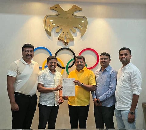 ಕರ್ನಾಟಕ ರಾಜ್ಯ ಪಿಕಲ್ ಬಾಲ್ ಅಸೋಸಿಯೇಷನ್ ಅಧಿಕೃತವಾಗಿ ಕರ್ನಾಟಕ ಒಲಿಂಪಿಕ್ ಅಸೋಸಿಯೇಷನ್ ಮಾನ್ಯತೆ ಪ್ರಮಾಣಪತ್ರ ಸ್ವೀಕರಿಸಿದೆ.