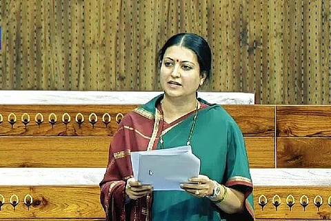 ದೆಹಲಿಯಲ್ಲಿ ಬುಧವಾರ ನಡೆದ ಸಂಸತ್ ಅಧಿವೇಶನದಲ್ಲಿ ಸಂಸದೆ ಡಾ.ಪ್ರಭಾ ಮಲ್ಲಿಕಾರ್ಜುನ್ ಮಾತನಾಡಿದರು.