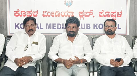 ಕೊಪ್ಪಳದಲ್ಲಿ ವೆಂಕಟೇಶ ಹೆಗಡೆ ಸುದ್ದಿಗೋಷ್ಠಿಯಲ್ಲಿ ಮಾತನಾಡಿದರು. 
