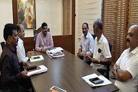 ಪಿಯು ಮಂಡಳಿ ಅಧಿಕಾರಿಗಳನ್ನು ಜಿಲ್ಲಾಧಿಕಾರಿ ಅಭಿನಂದಿಸಿದರು