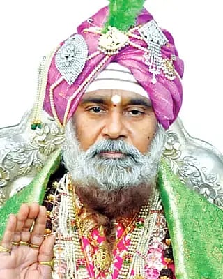 ಶ್ರೀ ಡಾ.ವೀರಸೋಮೇಶ್ವರ ಸ್ವಾಮೀಜಿ, ರಂಭಾಪುರಿ ಪೀಠ