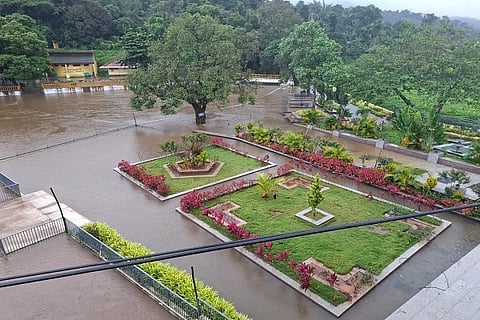 ಭಾಗಮಂಡಲ ತ್ರಿವೇಣಿ ಸಂಗಮ ಭರ್ತಿಯಾಗಿದೆ.