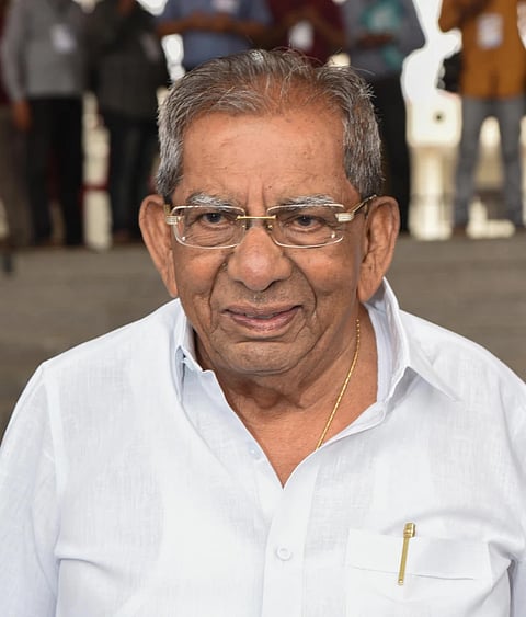 ಲಿಂಗೈಕ್ಯ ಶಾಮನೂರು ಶಿವಶಂಕರಪ್ಪ ಅರವರಿಗೆ ನುಡಿನಮನ