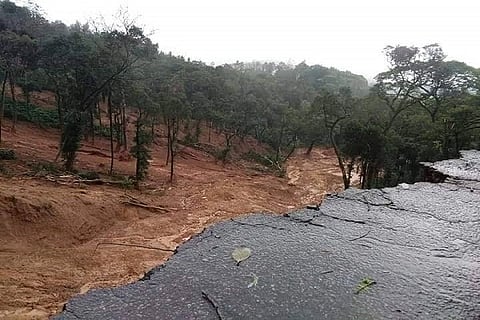 2018ರಲ್ಲಿ ಕೊಡಗಿನಲ್ಲಿ ಸಂಭವಿದ್ದ ಭೂಕುಸಿತದ ದೃಶ್ಯ