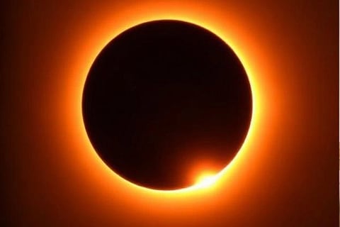Solar eclipse (ಸಾಂದರ್ಭಿಕ ಚಿತ್ರ)