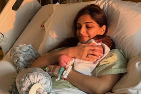  ಬಾಲಿವುಡ್​ ನಟಿ ಸೋನಮ್ ಕಪೂರ್​  Sonam Kapoor (ಚಿತ್ರ Instagram)