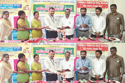 ಸಿರಗುಪ್ಪದಲ್ಲಿ ಜ್ಞಾನವಿಕಾಸ ಕಾರ್ಯಕ್ರಮದಡಿ ಆಯೋಜಿಸಿದ್ದ ಆರೋಗ್ಯ ಉಚಿತ ತಪಾಸಣೆ ಕಾರ್ಯಕ್ರಮವನ್ನು ಶ್ರೀ ಕ್ಷೇತ್ರ ಧರ್ಮಸ್ಥಳ ಗ್ರಾಮಾಭಿವೃದ್ಧಿ ಯೋಜನೆ ಜಿಲ್ಲಾ ನಿರ್ದೇಶಕ ರೋಹಿತಾಕ್ಷ ಉದ್ಘಾಟಿಸಿದರು. ವಕೀಲರ ಸಂಘದ ತಾಲೂಕು ಅಧ್ಯಕ್ಷ ಯು.ವೆಂಕೋಬ, ವೈದ್ಯೆ ಗಾಯತ್ರಿ, ಪಪಂ ಸಿಆರ್‌ಸಿ ವೀಣಾ, ಧರ್ಮಸ್ಥಳ ಗ್ರಾಮಾಭಿವೃದ್ಧಿ ಯೋಜನೆ ಒಕ್ಕೂಟದ ಅಧ್ಯಕ್ಷೆ ಹಂಪಮ್ಮ ಇದ್ದರು.  