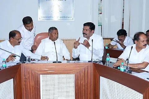 ಭೋವಿ ಅಭಿವೃದ್ಧಿ ನಿಗಮದ ಪ್ರಗತಿ ಪರಿಶೀಲನಾ ಸಭೆಯಲ್ಲಿ ಹಿಂದುಳಿದ ವರ್ಗಗಳ ಕಲ್ಯಾಣ ಸಚಿವ ಶಿವರಾಜ ಎಸ್. ತಂಗಡಗಿ 