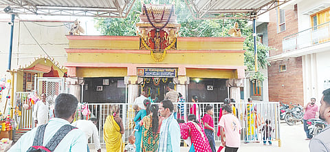   ದಾಸನೂರು  ಸನ್ನಿಧಿಯ ಮೂಲ ವಿಗ್ರಹ 