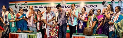 ಕೆಪಿಸಿಸಿ ಪ್ರಚಾರ ಸಮಿತಿ ಅಧ್ಯಕ್ಷ ವಿನಯಕುಮಾರ್​ ಸೊರಕೆ ಆಟಿಡೊಂಜಿ ದಿನ ಕಾರ್ಯಕ್ರಮ ಉದ್ಘಾಟಿಸಿದರು.